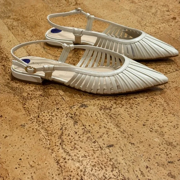 New Nine West Cream Pointed-Toe Slingback Flats Size 8 1/2 Women’s - Picture 5 of 15